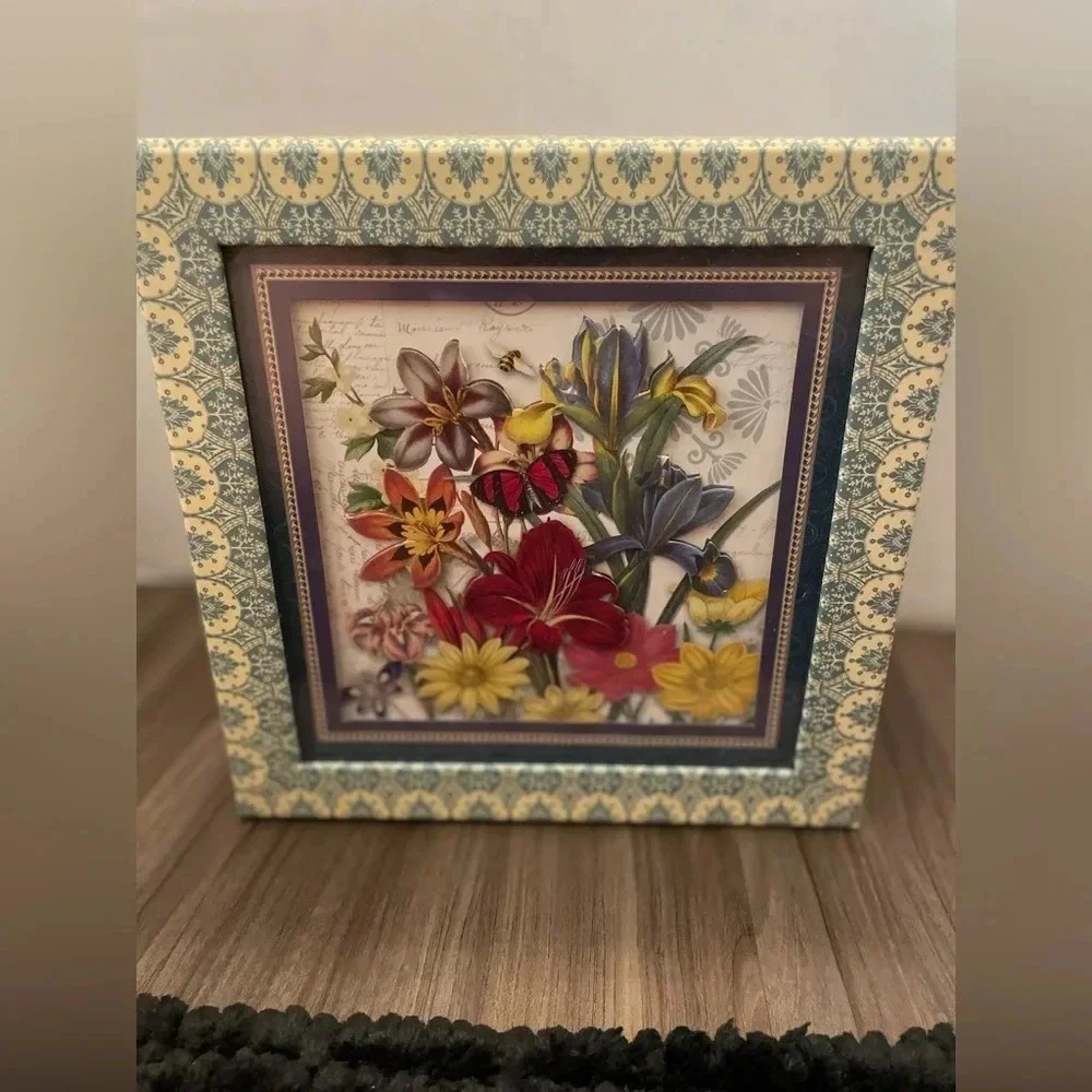 Punch studio floral gift box with lid